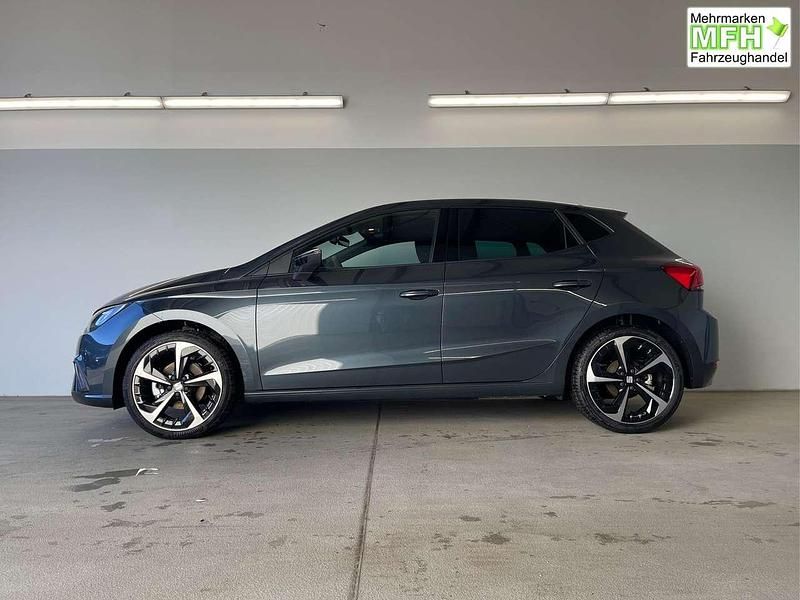 Neu Seat Ibiza FR 116 PS (85 kW) 2025 [s7s7] magnetic grau met... Limousine
