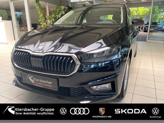 Schwarz Neu 2025 Skoda Fabia Essence Limousine | 18.990 € (Fairer Preis) - Bild 1/4