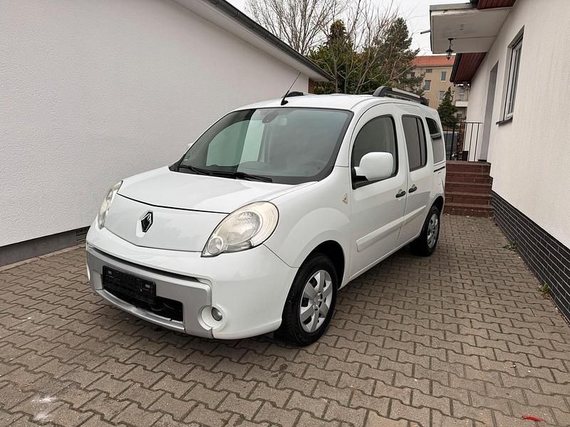 Weiß Gebraucht 2011 Renault Kangoo Kombi | 3.400 € (Fairer Preis) - Bild 1/4