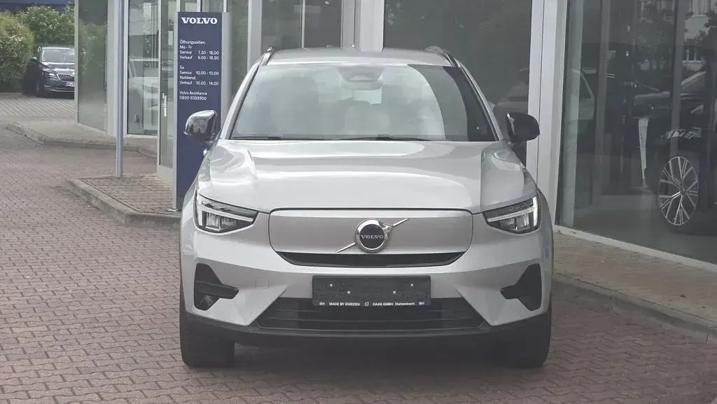 Brugt Volvo XC40 Plus 169 kW (231 HK) 2023 Sølv SUV