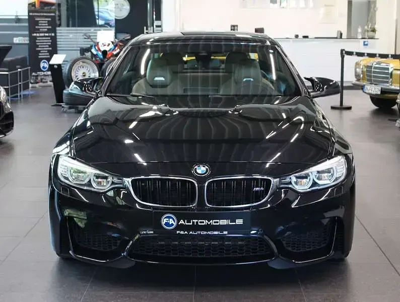 Gebraucht BMW M4 Cabriolet Performance 431 PS (317 kW) 2015 Schwarz Cabrio