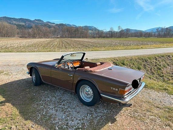 Braun Gebraucht 1973 Triumph TR6 Cabrio | 15.000 € - Bild 1/4