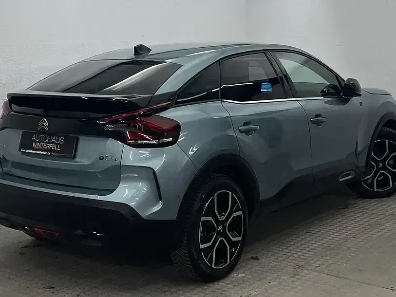 Gebraucht Citroën e-C4 184 kW (251 PS) 2024 Blau Limousine