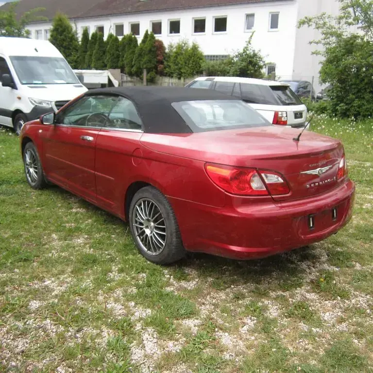 Usado Chrysler Sebring Cabriolet Limited 140 CV (102 kW) 2007 Rojo Descapotable