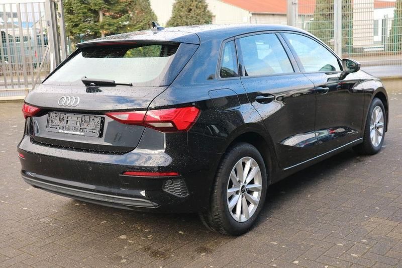 Gebraucht Audi A3 S-Line 116 PS (85 kW) 2021 Brilliantschwarz Limousine