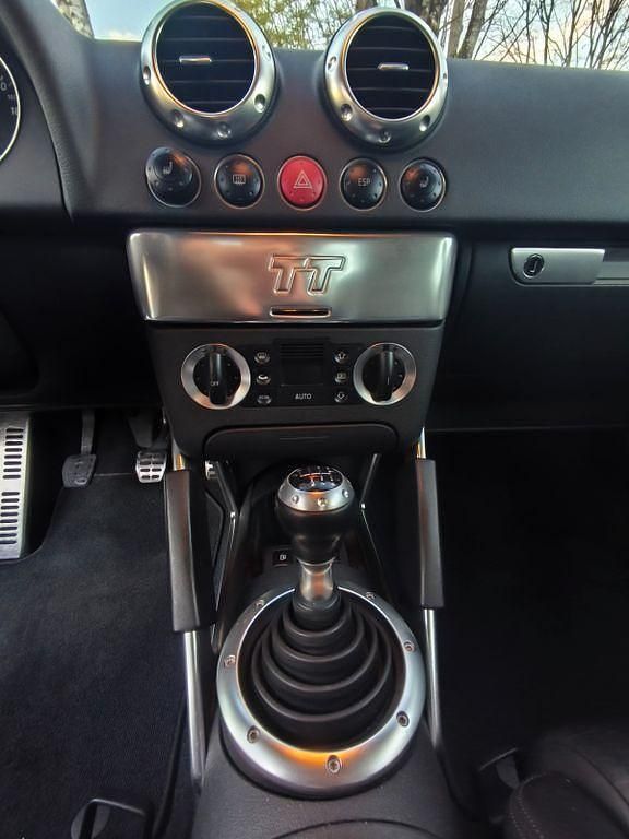 Gebraucht Audi TT Sport 224 PS (164 kW) 2001 Silber Coupé