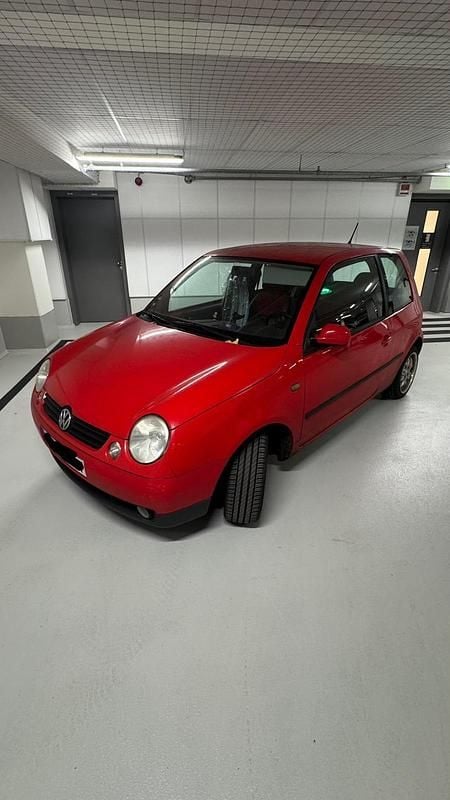 Rot Gebraucht 1998 VW Lupo Kleinwagen | 2.500 € (Etwas zu teuer) - Bild 1/4