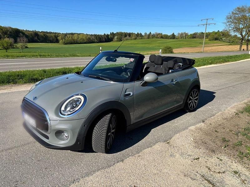 Używany Mini Cooper 136 KM (100 kW) 2017 Szary Hatchback