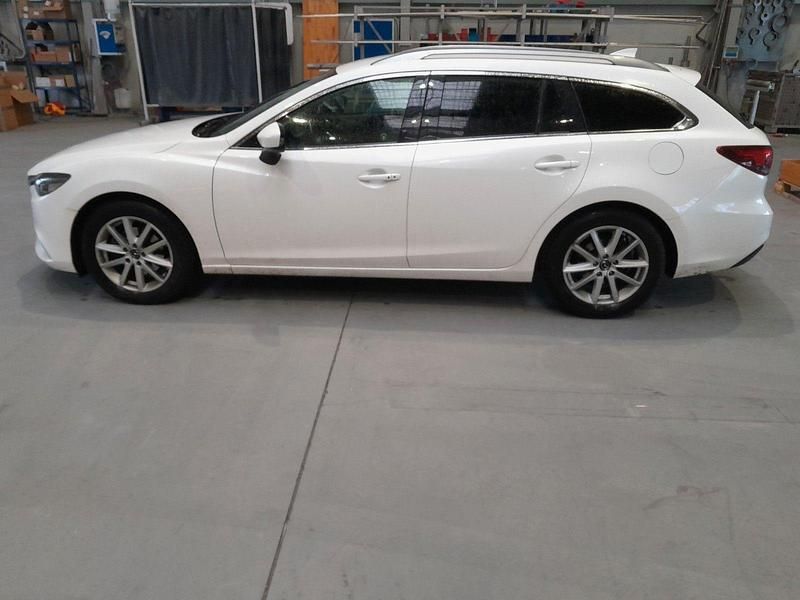 Gebraucht Mazda 6 Sports-Line 192 PS (141 kW) 2016 Weiß Kombi
