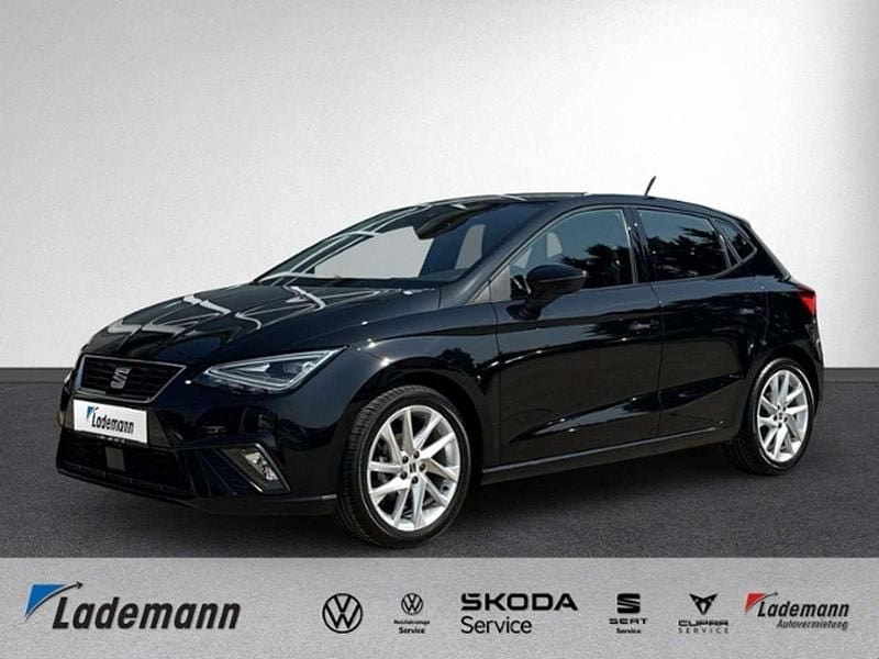 Mitternachtsschwarz Gebraucht 2022 Seat Ibiza FR Kleinwagen | 16.253 € (Fairer Preis) - Bild 1/4