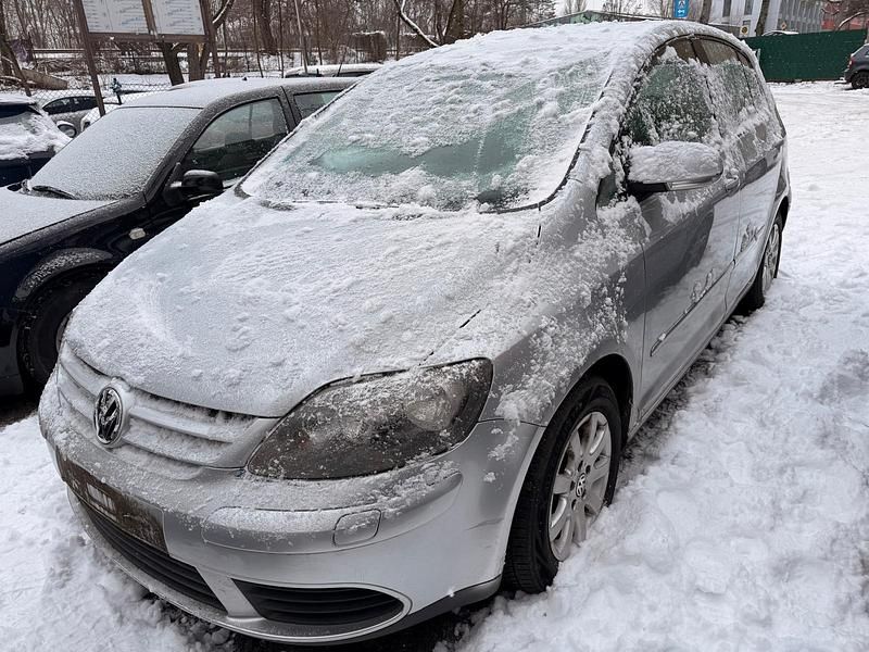 Silber Gebraucht 2005 VW Golf Limousine | 1.450 € (Superpreis) - Bild 1/4