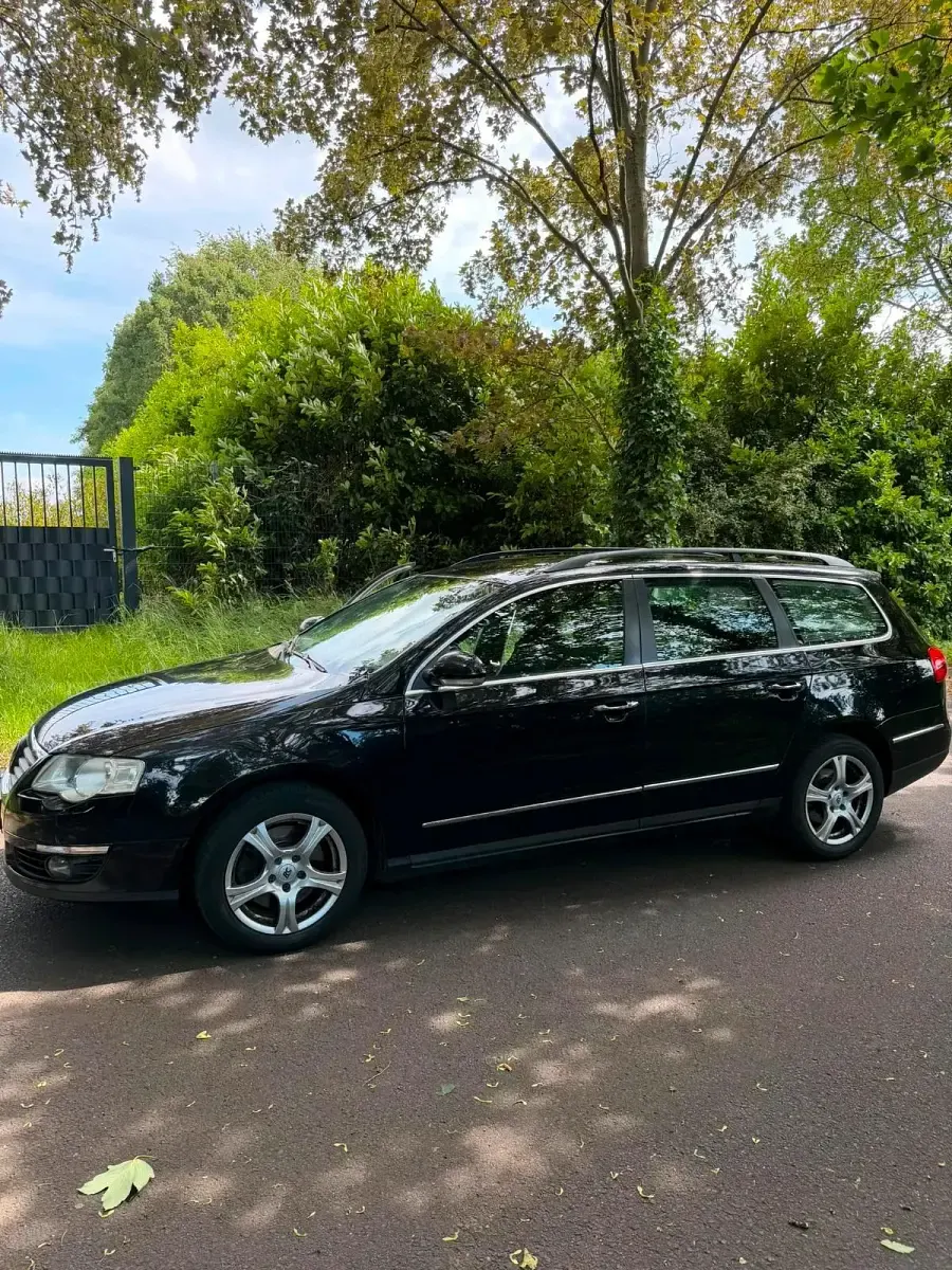 Gebraucht VW Passat 140 PS (102 kW) 2005 Schwarz Kombi