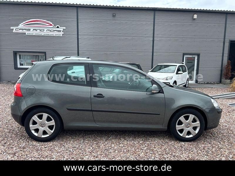 Gebraucht VW Golf V Comfortline 116 PS (85 kW) 2003 Grün Kleinwagen
