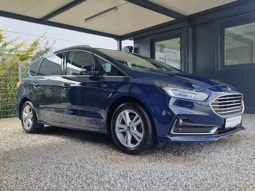 Używany Ford S-MAX S 190 KM (139 kW) 2021 Niebieski Minivan