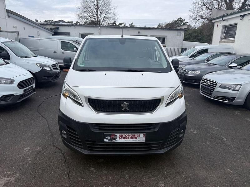 Gebraucht Peugeot Expert Premium 150 PS (110 kW) 2019 Weiß Van