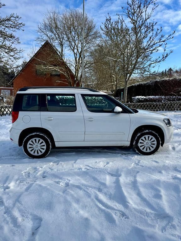 Gebraucht Skoda Yeti 105 PS (77 kW) 2015 Weiß SUV