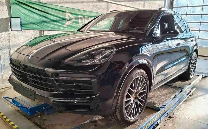 Tiefschwarz Gebraucht 2021 Porsche Cayenne Sport SUV | 64.700 € (Superpreis) - Bild 1/4