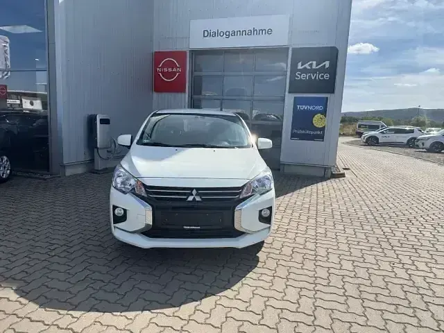 Gebraucht Mitsubishi Space Star Select 71 PS (52 kW) 2020 Weiß Kleinwagen
