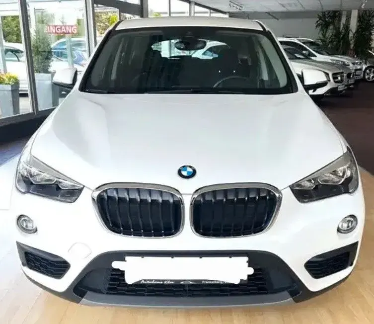 Second-hand BMW X1 Advantage 192 CP (141 kW) 2018 Alb SUV