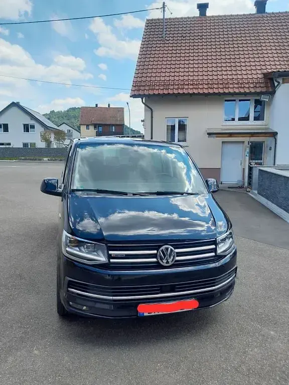 Gebraucht VW Multivan Highline 204 PS (150 kW) 2016 Schwarz Van / Kleinbus
