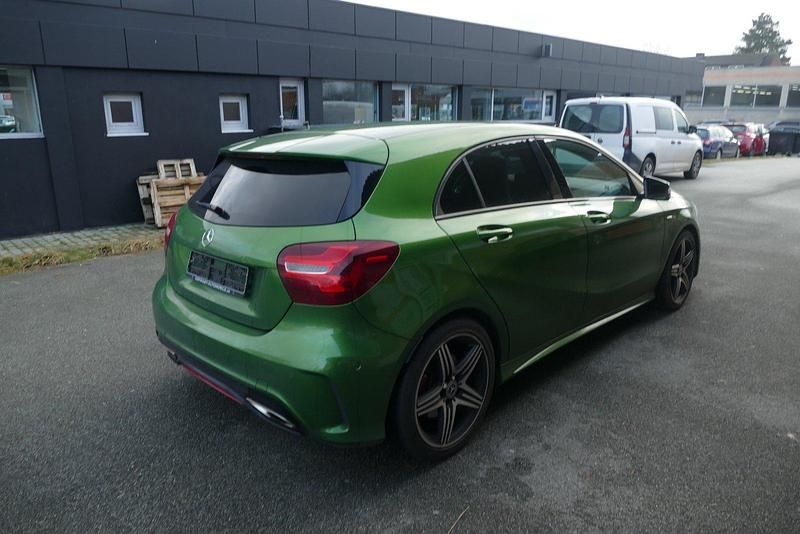 Gebraucht Mercedes A250 218 PS (160 kW) 2018 Grün Kleinwagen