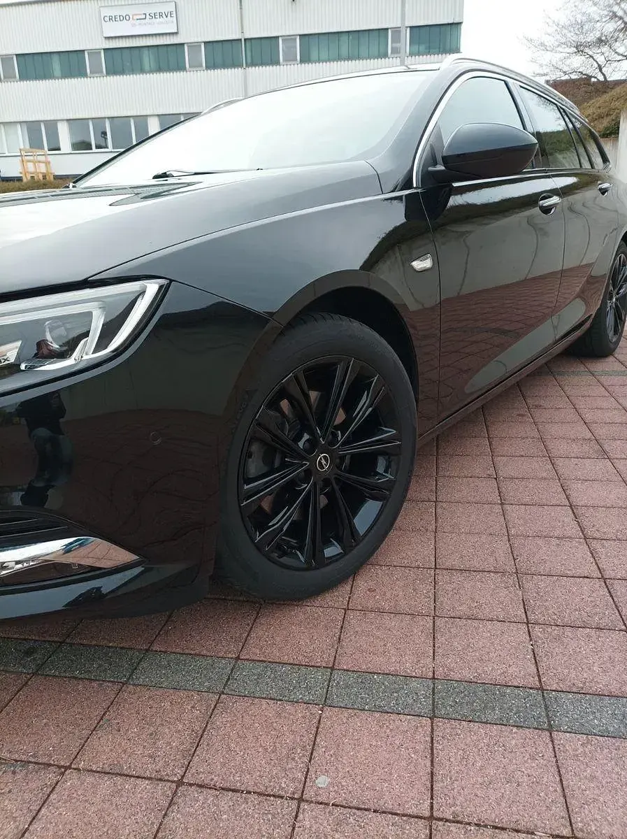 Gebraucht Opel Insignia 165 PS (121 kW) 2017 Schwarz Kombi
