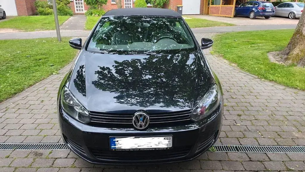 Gebraucht VW Golf 105 PS (77 kW) 2011 Schwarz Cabrio