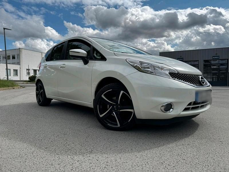 Usata Nissan Note 99 CV (72 kW) 2015 Bianco Utilitaria