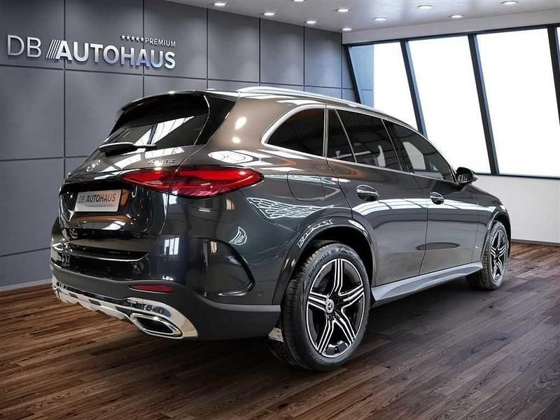 Gebraucht Mercedes GLC300e AMG line 197 PS (144 kW) 2023 Grau SUV