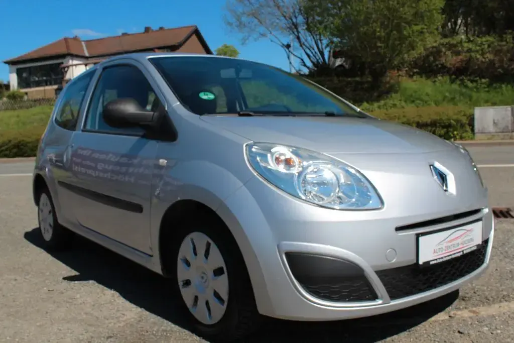 Gebraucht Renault Twingo Authentique 58 PS (42 kW) 2007 Silber Kleinwagen