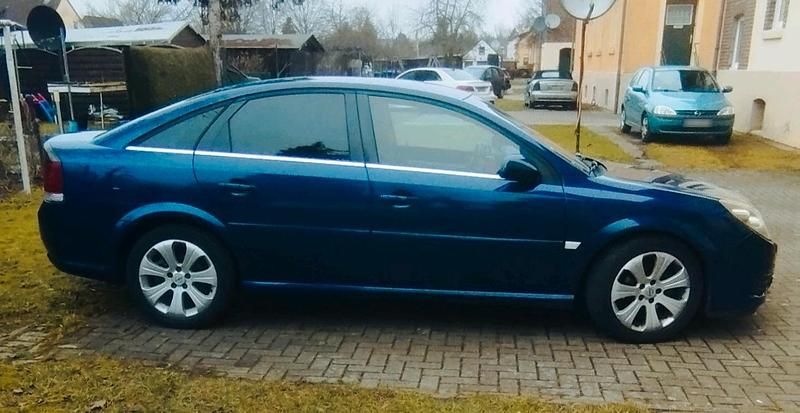 Gebraucht Opel Vectra 150 PS (110 kW) 2007 Blau Limousine