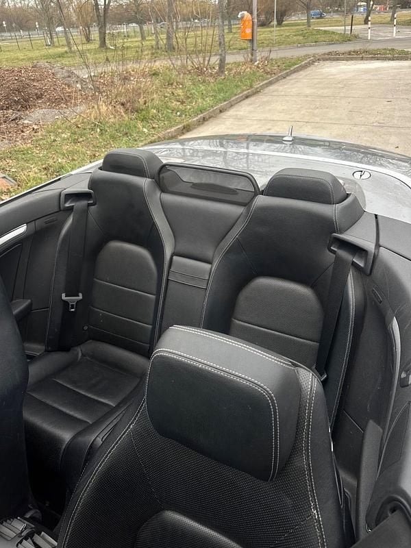 Gebraucht Mercedes E250 Edition 204 PS (150 kW) 2010 Grau Cabrio