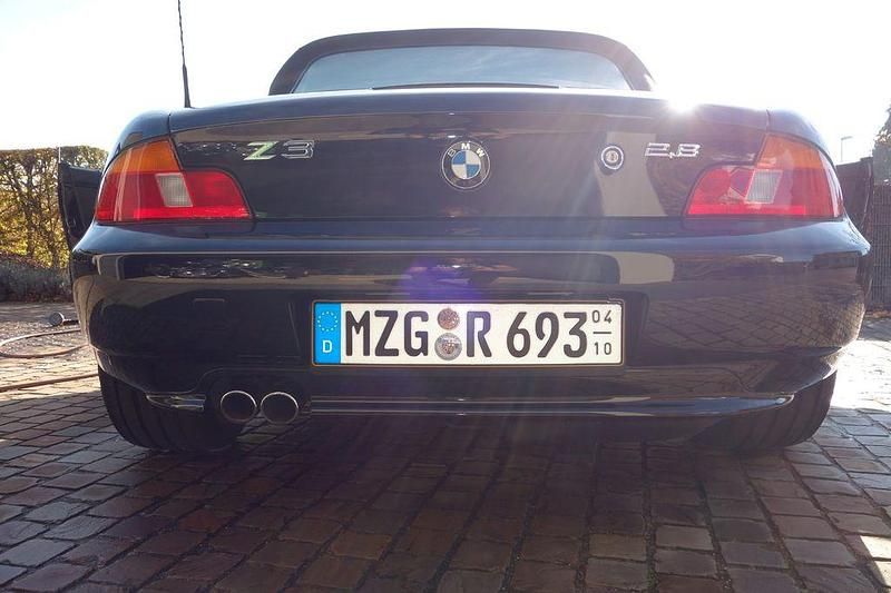 Gebraucht BMW Z3 Performance 193 PS (141 kW) 1999 Schwarz Cabrio