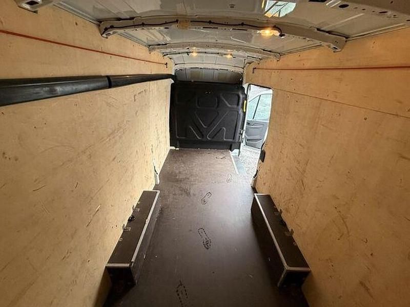 Gebraucht Ford Transit Trend 170 PS (125 kW) 2021 Frostweiã Van / Kleinbus