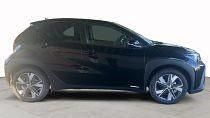 Neu Toyota Aygo X Active 116 PS (85 kW) 2026 Schwarz SUV