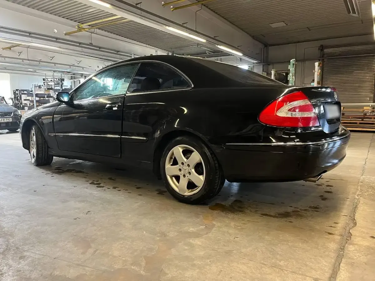 Gebraucht Mercedes CLK200 2004 Schwarz Coupé