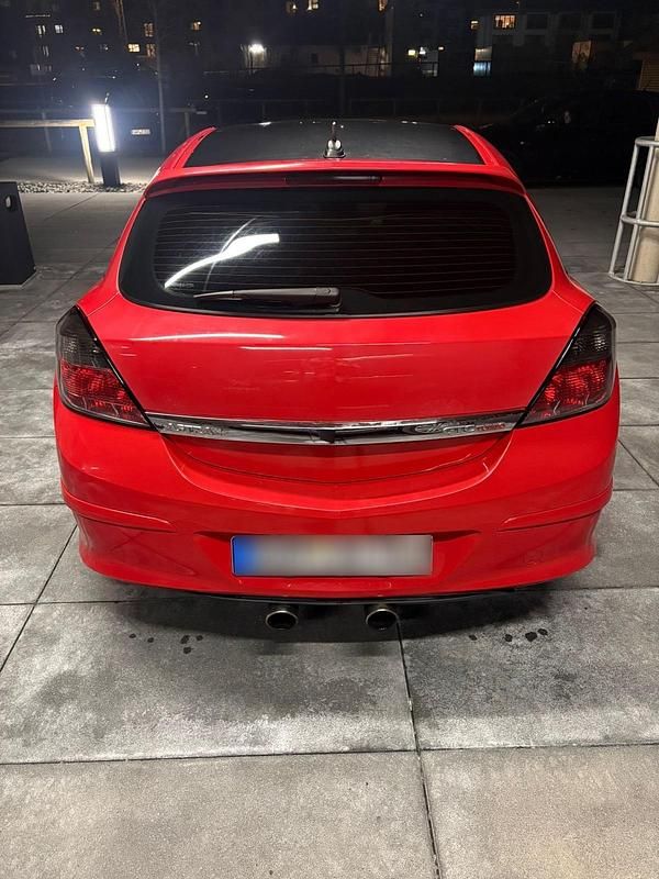 Gebraucht Opel Astra GTC 200 PS (147 kW) 2005 Rot Kleinwagen