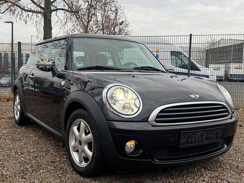 Schwarz Gebraucht 2010 Mini ONE Kleinwagen | 3.499 € (Fairer Preis) - Bild 1/4