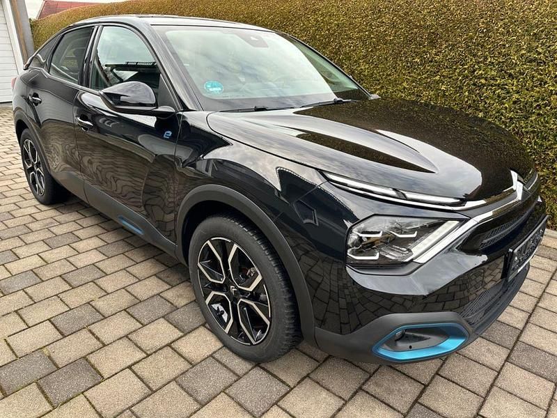 Gebraucht Citroën e-C4 Feel 100 kW (136 PS) 2023 Schwarz Limousine