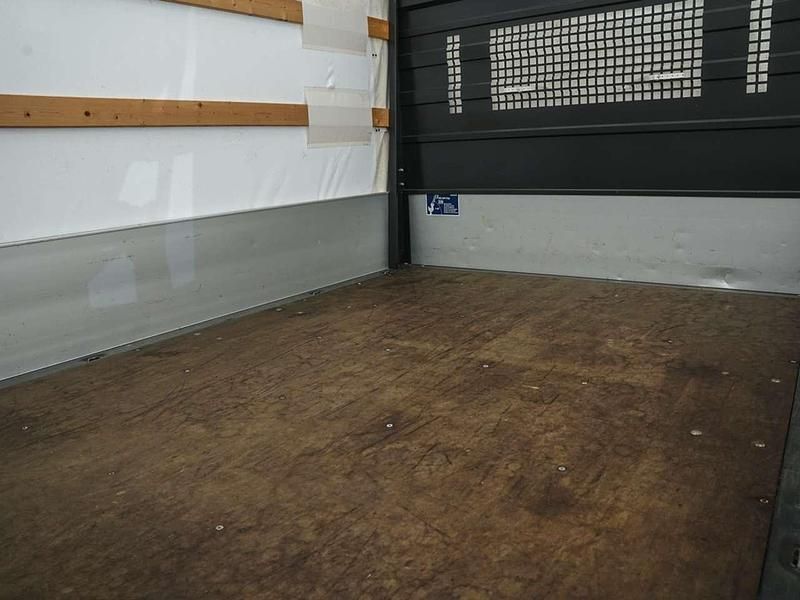 Gebraucht Mercedes Sprinter 190 PS (139 kW) 2022 Arktisweiß Van