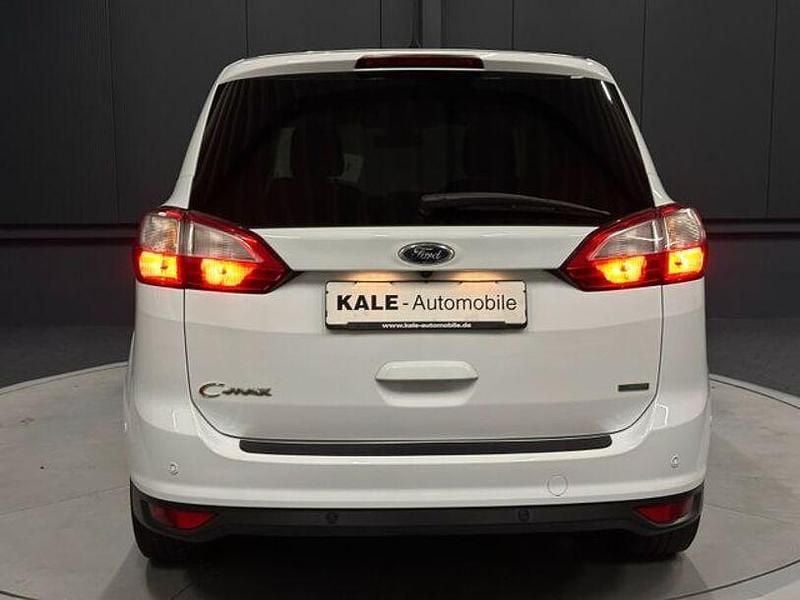 Second-hand Ford Grand C-Max Titanium 125 CP (91 kW) 2015 Alb Monovolum