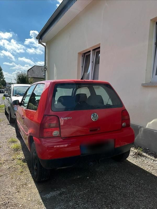 Gebraucht VW Lupo 50 PS (36 kW) 1999 Rot Kleinwagen