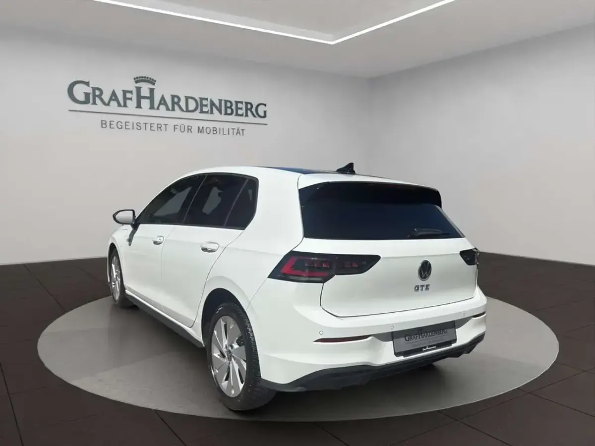 Gebraucht VW Golf VIII GTE 272 PS (200 kW) 2025 Weiß Limousine