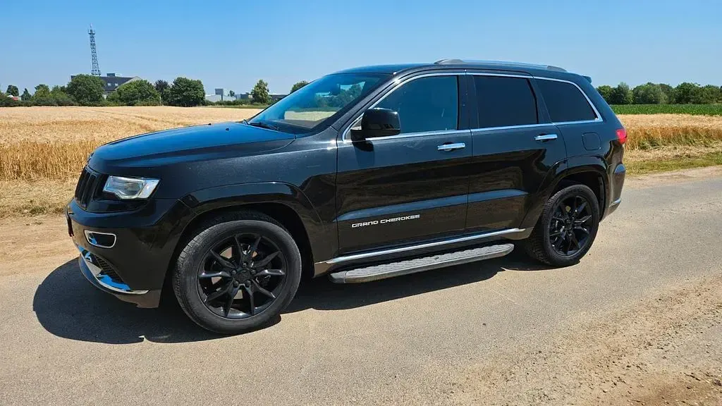 Gebraucht Jeep Grand Cherokee Summit 250 PS (183 kW) 2015 Schwarz SUV