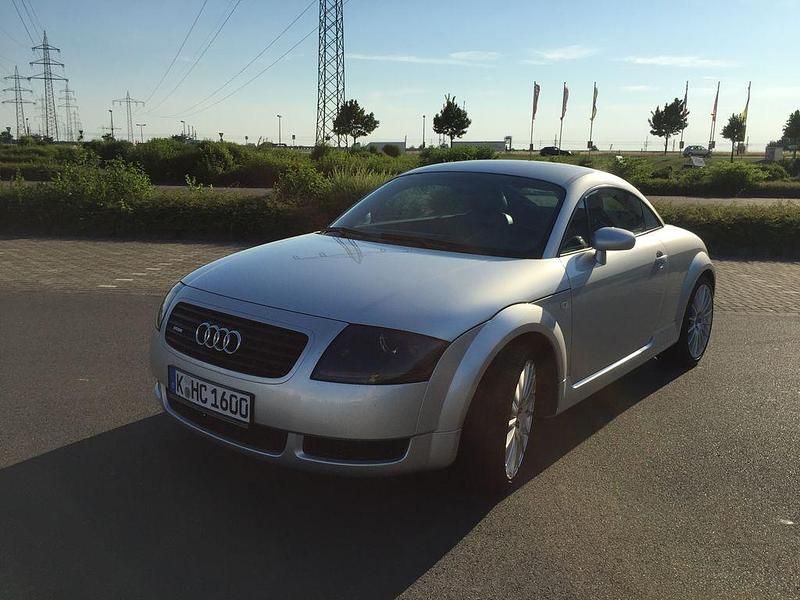 Gebraucht Audi TT Sport 224 PS (164 kW) 2000 Silber Coupé