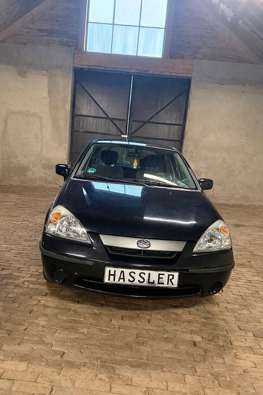 Schwarz Gebraucht 2002 Suzuki Liana Comfort Limousine | 3.500 € (Teuer) - Bild 1/4
