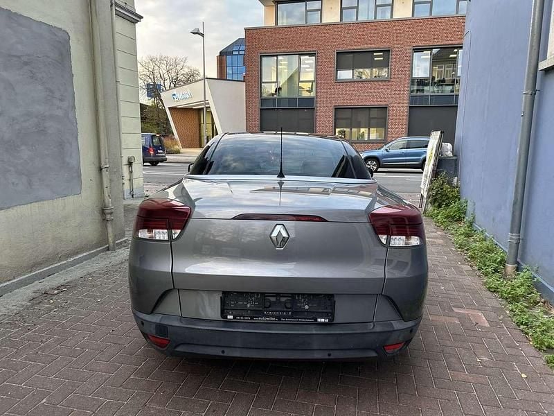 Gebraucht Renault Mégane Cabriolet Dynamique 131 PS (96 kW) 2010 Grau cassiopee Cabrio