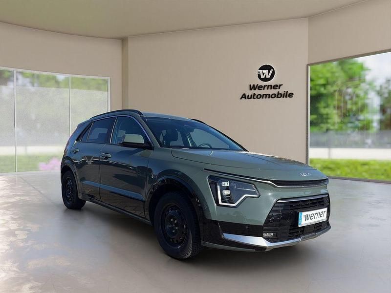 Gebraucht Kia Niro 172 PS (126 kW) 2026 Grün SUV