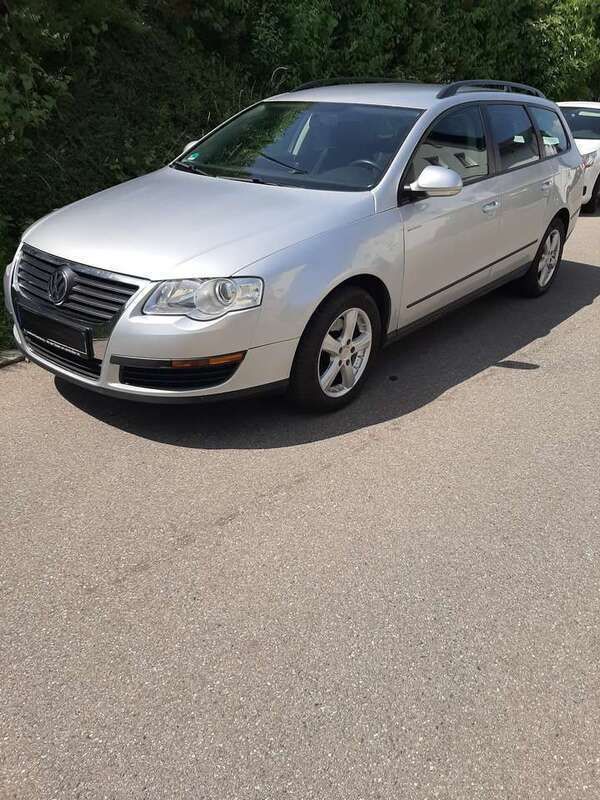 Grau Gebraucht 2009 VW Passat Trendline Kombi | 3.150 € (Fairer Preis) - Bild 1/4