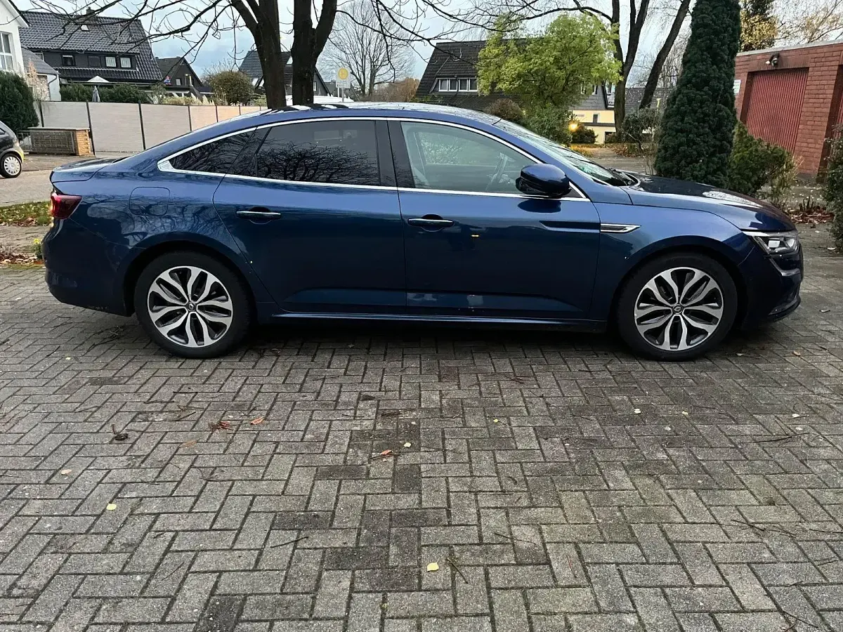 Gebraucht Renault Talisman Bose Edition 150 PS (110 kW) 2016 Blau Limousine